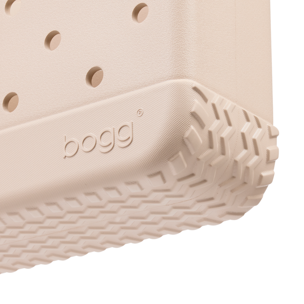 cloudinary__boggbag-ecom__image__upload__BM1614003_LINEN_E__cld.png